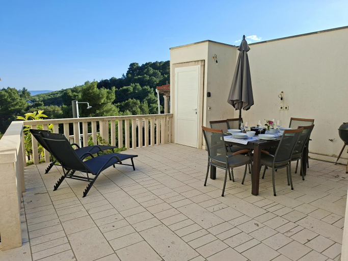 Balcony/terrace 3, Sea View Apartments, Selca