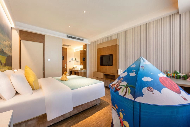 Bedroom, Xi'an Kuanyu MAX Courtyard Hotel (Xi'an Datang Everbright City Branch), Xi'an