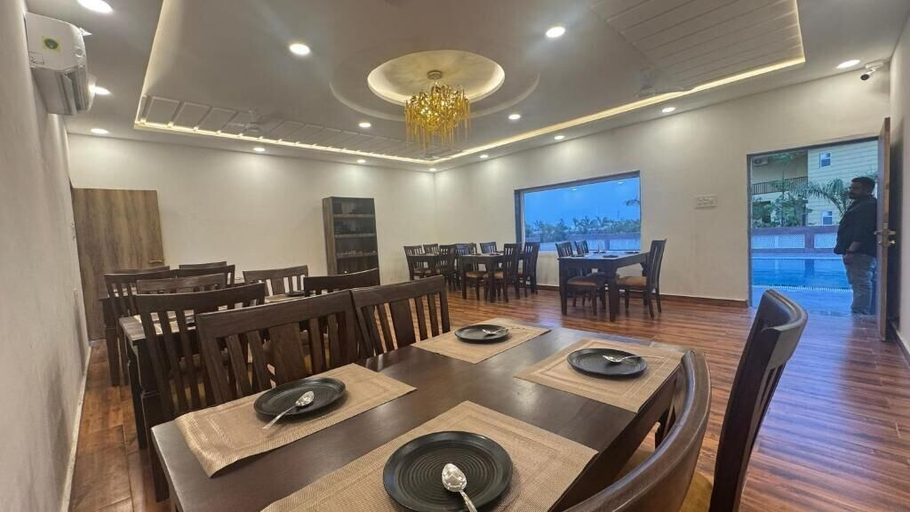 Dining 4, The Pearl Resort, Bundi