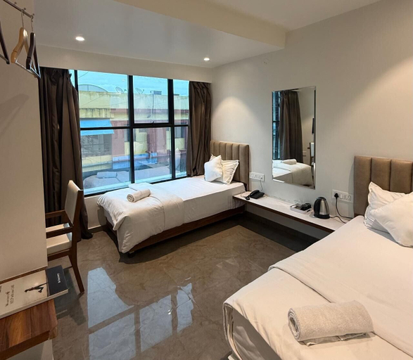 Room 3, Hotel Skyboat Inn, Nashik
