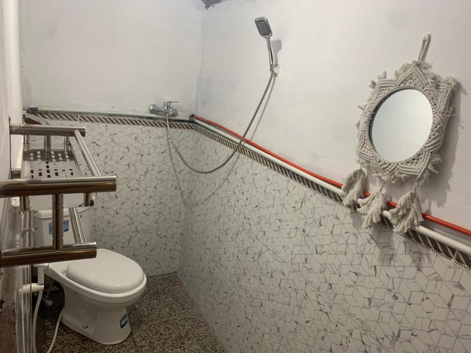 Bathroom 3, Tukadsari camping, Bangli