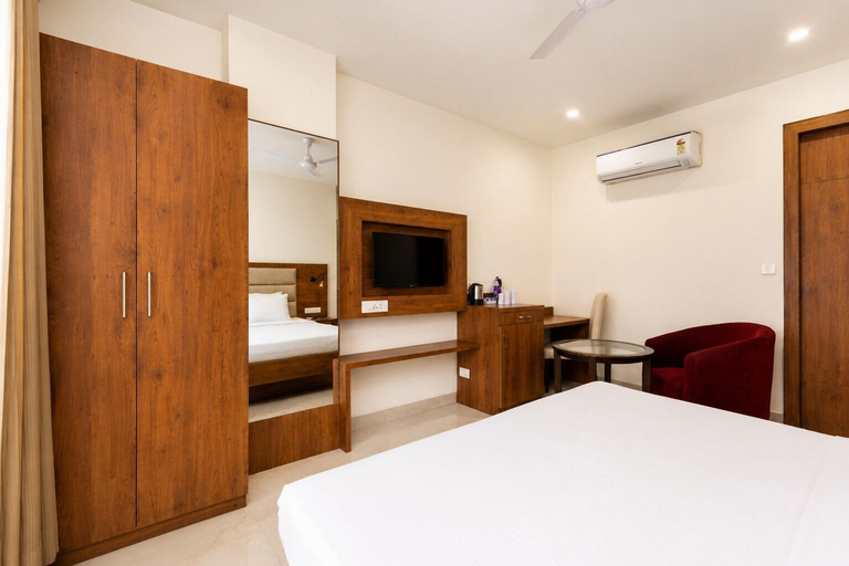 Room 4, Daksh The Classio Hotel Tapovan, Garhwal