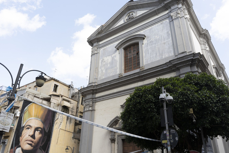 Room 5, Duomo 5 - Maria s Bright Flat at the Cathed w Balc, Napoli