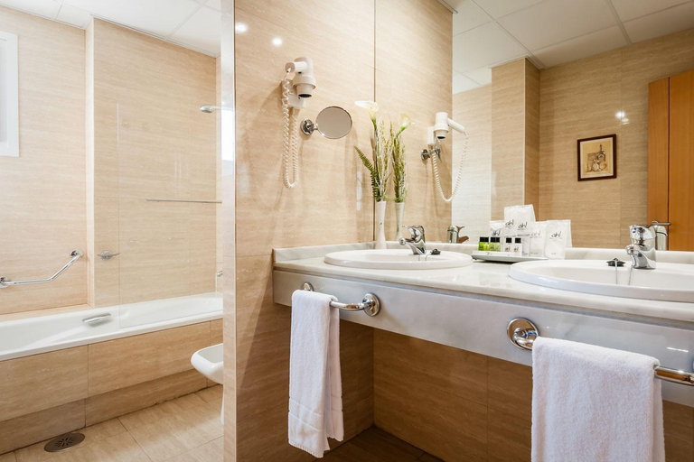 Bathroom 4, Avenida Hotel., Almería