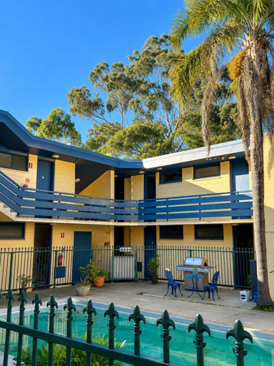 Exterior & Views 2, Pathfinder Motel, Melbourne