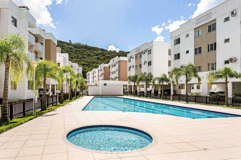 Pool, Apt in Cond With Pool in Canasvieiras Rpc301, Florianopolis