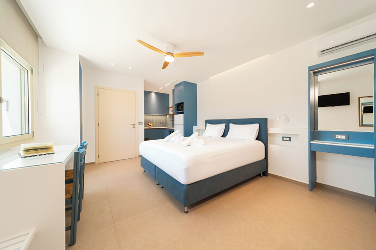 Bedroom 4, Georgina, Crete