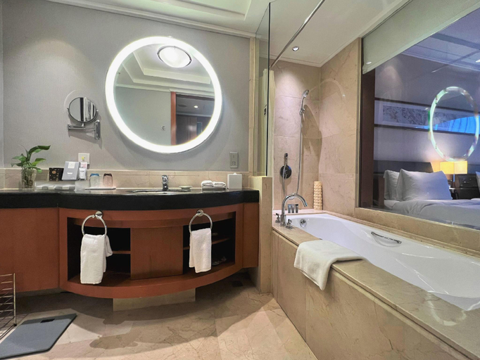 Bathroom 3, World Trade Winning Hotel, Jilin