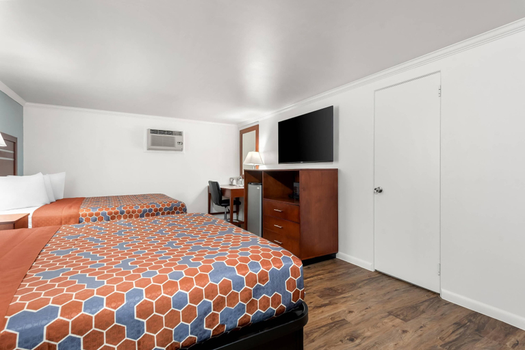 Bedroom 3, Econo Lodge Palmyra - Hershey, Lebanon
