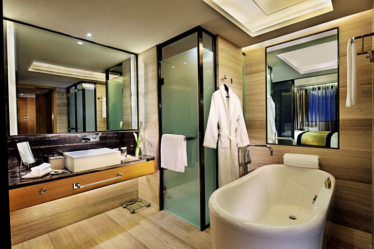 Bathroom 4, Enlux Hotel (Daming Lake Quan City Plaza), Jinan