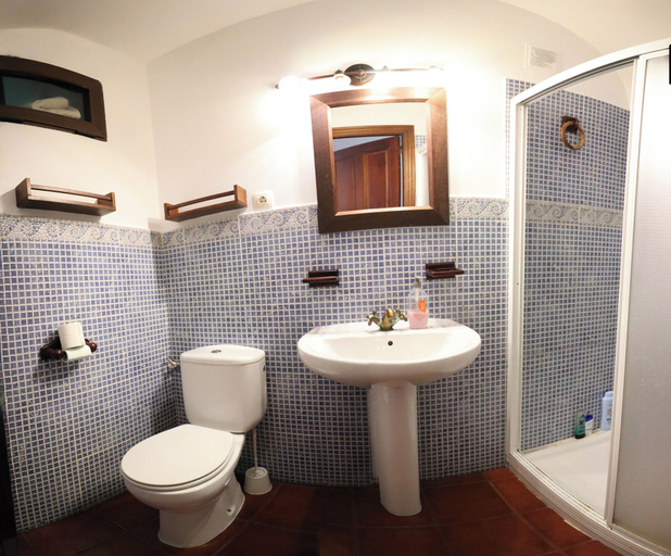 Bathroom 4, La Casa de los Templarios, Badajoz