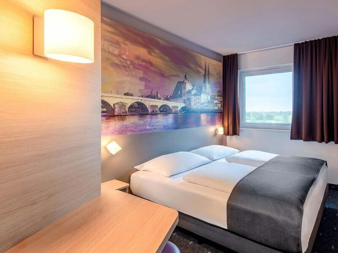 Bedroom 4, B&B HOTEL Regensburg-City, Regensburg
