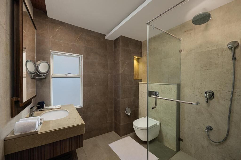 Bathroom 4, Fortune Resort & Wellness Spa, Bagmati