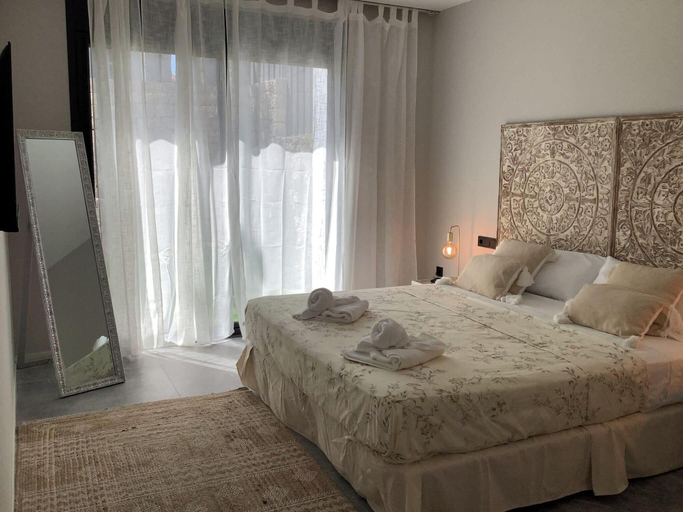 Room 3, Talamanca Paradise - Private Pool, Free Parking, Baleares