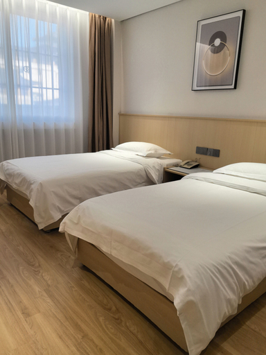 Bedroom 2, Qindao Business Hotel, Xi'an