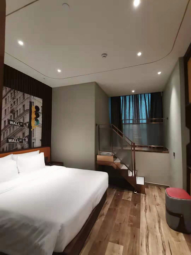 Bedroom, ホテル(), Wuhan