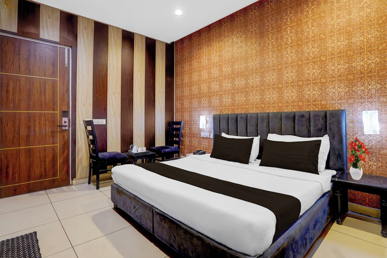 Room 5, Townhouse Sector 20 Panchkula, Panchkula