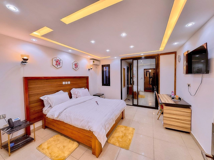 Room 5, D500 RESIDENCE, Wouri
