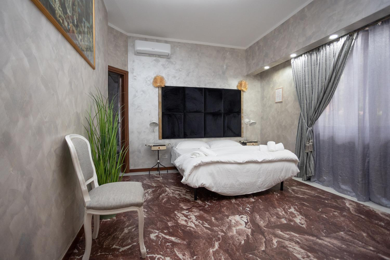 Bedroom 1, Casa Romana, Rome
