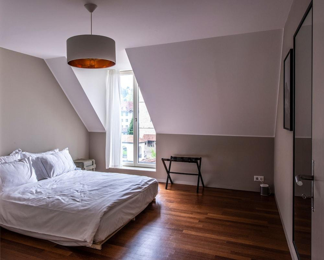 Bedroom 2, Lucerne Lake View Apartments, Luzern