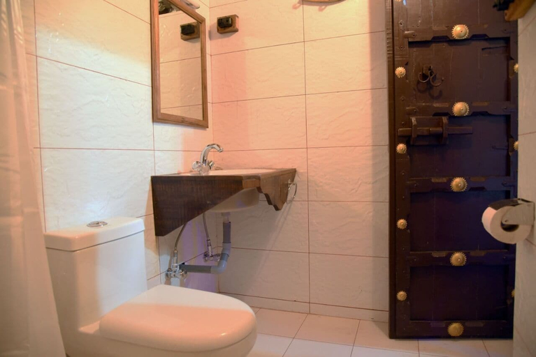 Bathroom 3, The Thikana Heritage, Jodhpur