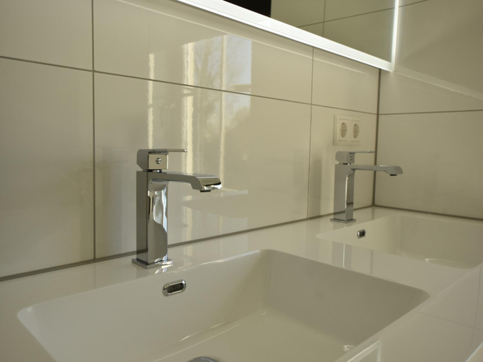 Bathroom 4, Luxurious Villa in Schoorl with Garden, Bergen