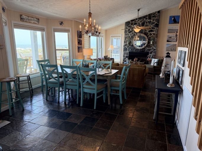 Dining 4, Windchimes 4 Bedroom Home by RedAwning, Brunswick