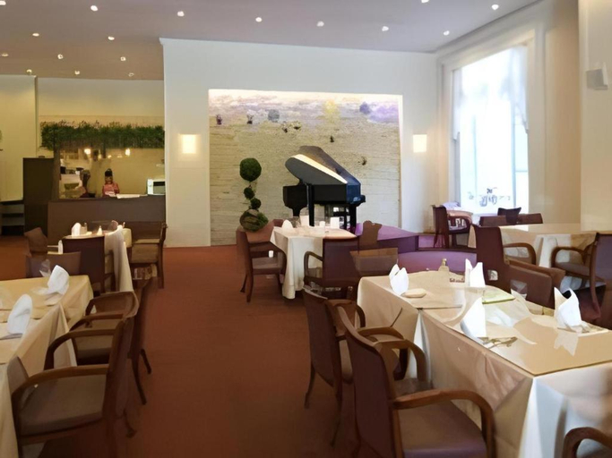 Food & Drinks, West Lake Resortopia, Miaoli