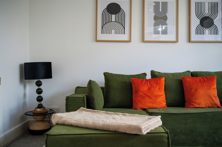 Living area 2, Emerald Garden Suite - Wifi Parking Garden Sleep 2, London