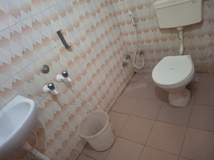 Bathroom, Vishnu Padam Homestay, Chittoor