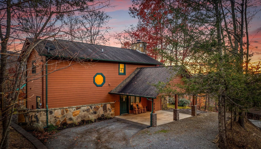 Room 5, Luxury Wellness Retreat - Gym Cold Plunge Sauna, Sevier