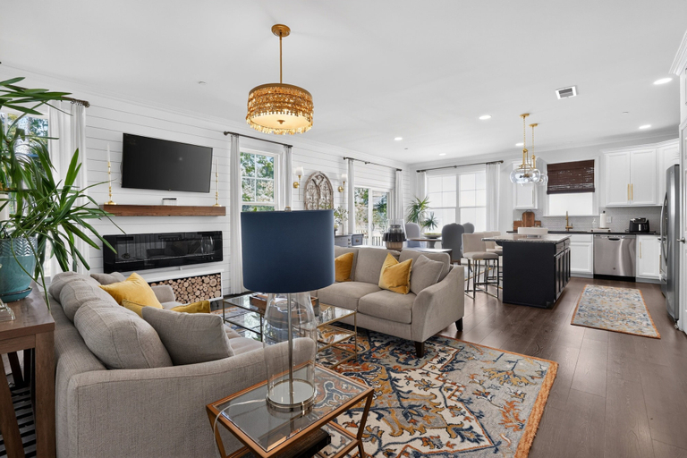 Living area 2, Kent Island Getaway with Fire Pit Near Annapolis, Queen Anne's