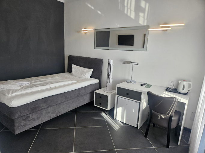 Bedroom 4, Hotel Da Gianni GmbH, Oberhavel