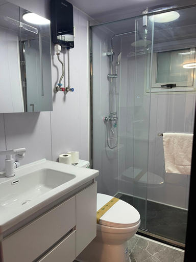 Bathroom 3, Sporting Club Village, Trapani