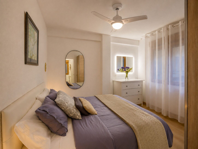 Bedroom 3, apartastur26, Asturias