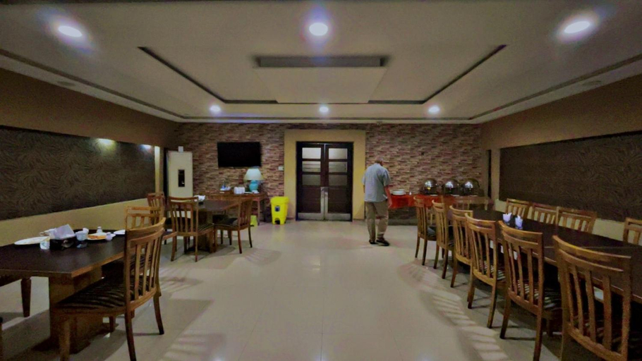 Food & Drinks 4, Panoramic Hotel, Lahore