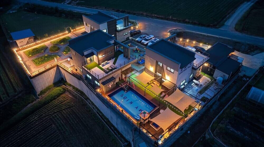 Exterior & Views 2, My Kids Pool Villa, Taean