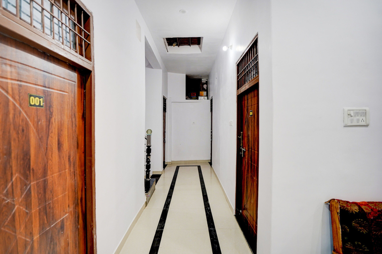 Interior 4, Hotel O Prayagraj Sangam Railway, Kaushambi