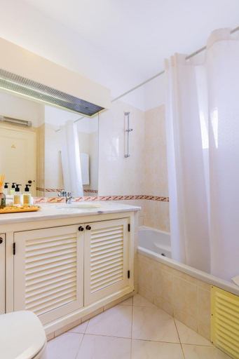 Bathroom, Clube Albufeira ☀Family Holidays with Pool View, Albufeira