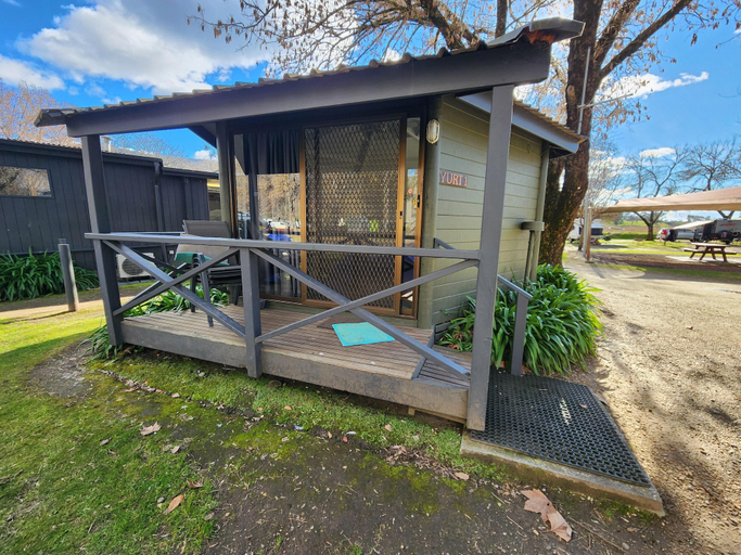 Terrace/patio 5, Tasman Holiday Parks Mount Beauty, Alpine - East
