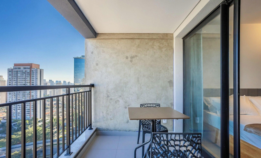 Others 3, Apt w/ Balcony, Minutes From the Subway Ctb2405, São Paulo
