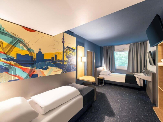Bedroom 4, B&B HOTEL Dortmund-West, Dortmund
