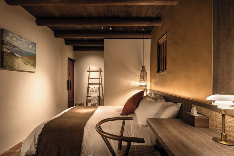 Room 5, Beyond the Hill, Kinmen