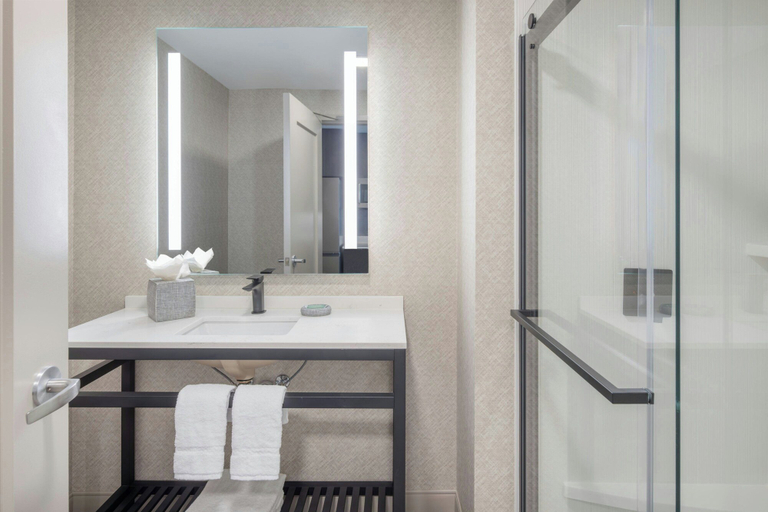 Bathroom 5, Residence Inn by Marriott Portland Thompson's Point, Cumberland