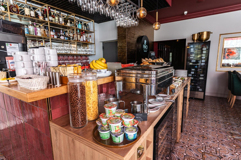 Food & Drinks 5, Apart Neptun, Gdańsk City