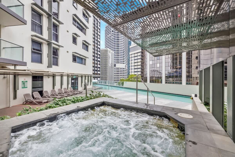 Interior 5, Breathtaking! 2bed/2bath/1car/balcony/views ~ CBD, Brisbane