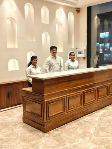 Lobby, Hotel Sharang, Hardwar