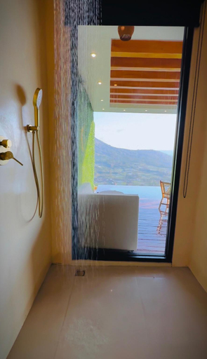 Bathroom 1, Pinggan Glamping Hill, Bangli