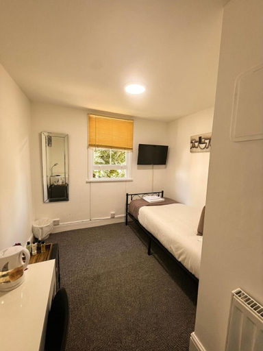 Bedroom 5, Savoy Court Hotel, East Sussex