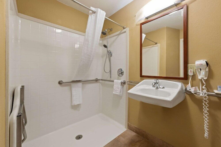Bathroom 5, Extended Stay America Premier Suites - Houston - Katy, Houston
